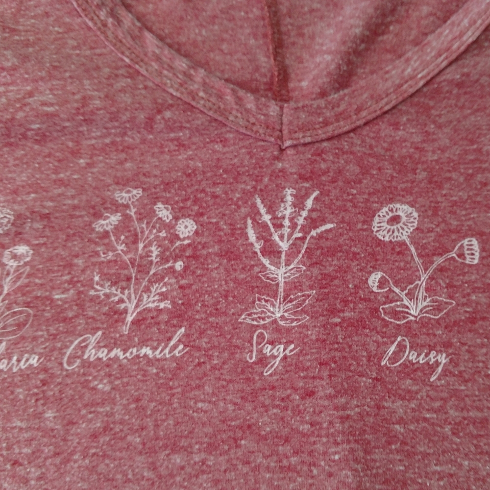 Rose Herbal V-Neck Shirt - Picture 4 of 4